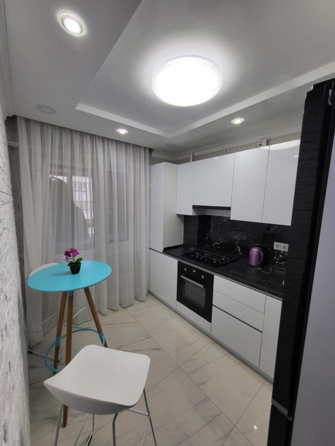Vip Apartment For Lovers In 基希讷乌 外观 照片